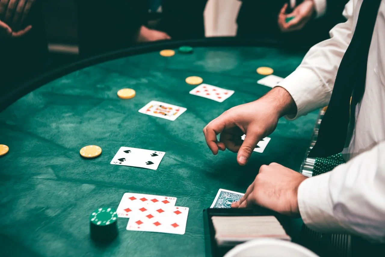 vty20 — Chọn game theo nhóm và so sánh đặc điểm ngay trên